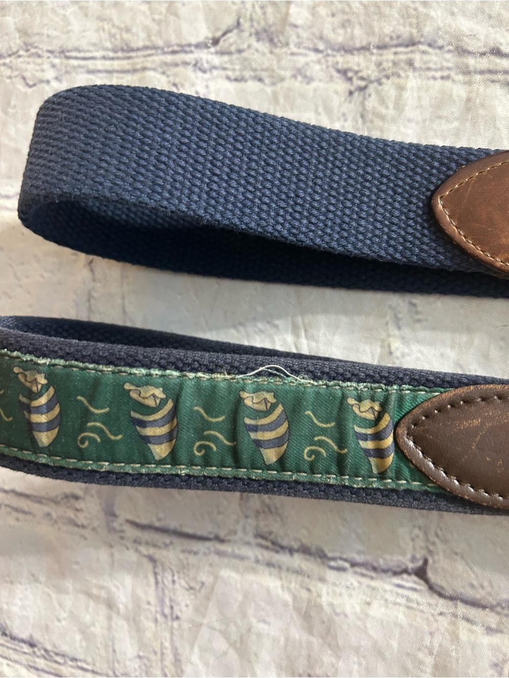 VINEYARD VINES SOLID BRASS BUCKLE NAVY/GREEN DETAILS & AMERICAN EAGLE NAVY BELT - Picture 11 of 16